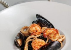 Ресторан «Ganza», Севастополь,  улица Вакуленчука,  27