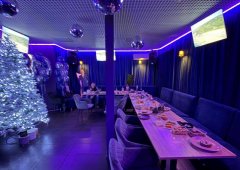 Караоке-клуб, спорт-бар, кафе «Поющий лис», Нерюнгри,  проспект Ленина,  3