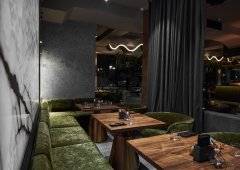 Ресторан, спорт-бар, кальянная, lounge bar «Aeris», Екатеринбург,  улица Мамина-Сибиряка,  58