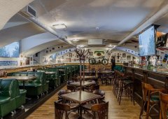 Ресторан, спорт-бар, кафе, доставка «Beer House», Санкт-Петербург,  Невский проспект,  20