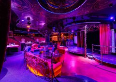 Стриптиз-клуб «Royal Kings», Москва,  Зубовский бульвар,  дом 25 стр. 1