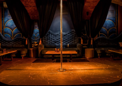 Стриптиз-клуб, ночной клуб, бар, lounge bar «Зависть Стрип бар», Санкт-Петербург,  Большая Конюшенная,  29