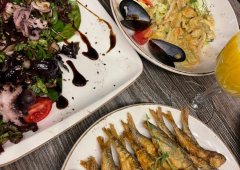 Спорт-бар, кафе «Вкус моря», Ялта,  улица им. Архитектора Краснова,  1