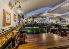 Ресторан, спорт-бар, кафе, доставка «Beer House», Санкт-Петербург,  Невский проспект,  20