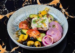 Ресторан, бар, кафе, ночной клуб, банкетный зал, караоке-бар «Level Kitchen&Bar», Казань,  Кремлёвская улица,  21