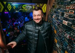 Бар, кафе, ночной клуб, караоке-клуб «Руки Вверх!», Москва,  Тверская улица,  22