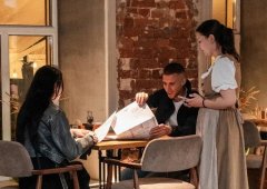 Ресторан «Хофбройхаус», Казань,  улица Кави Наджми,  8