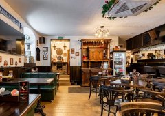 Ресторан, спорт-бар, кафе, доставка «Blackwood Pub», Санкт-Петербург,  улица Рубинштейна,  3