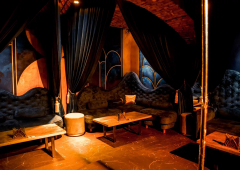 Стриптиз-клуб, ночной клуб, бар, lounge bar «Зависть Стрип бар», Санкт-Петербург,  Большая Конюшенная,  29