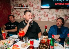 Бар, кафе, ночной клуб, караоке-клуб «Руки Вверх!», Москва,  Тверская улица,  22