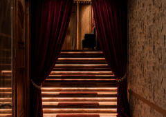 Стриптиз-клуб, ночной клуб, караоке-клуб, lounge bar «ШЕЛБИ ШОУ», Москва,  Арбат, 13