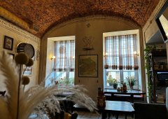 Кафе «Петровский Крендель», Санкт-Петербург,  набережная реки Мойки,  26