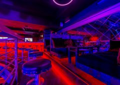 Стриптиз-клуб, ресторан, ночной клуб «Burlesque», Москва,  пр-т Комсомольский,  28