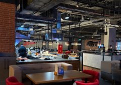 Ресторан, кафе «Brooklyn Bowl», Санкт-Петербург,  Индустриальный проспект,  24