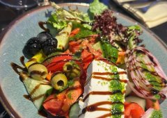 Ресторан, бар, кафе, ночной клуб, банкетный зал, караоке-бар «Level Kitchen&Bar», Казань,  Кремлёвская улица,  21