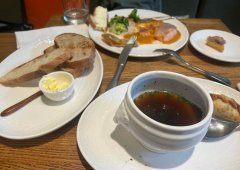 Ресторан, бар «Maman bistrot», Санкт-Петербург,  Конюшенный переулок,  1/6
