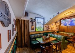 Ресторан, спорт-бар, кафе, доставка «Beer House», Санкт-Петербург,  Невский проспект,  20