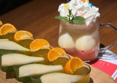 Кафе, спорт-бар «Фарева», Чебоксары,  проспект Тракторостроителей,  11а